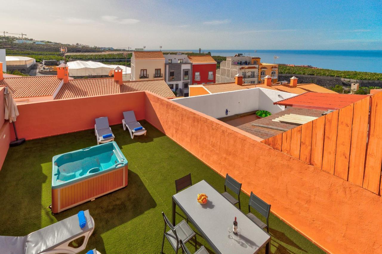 Bonita Casa Nina Con Jacuzzi By Paramount Holidays Playa de San Juan  Exterior photo
